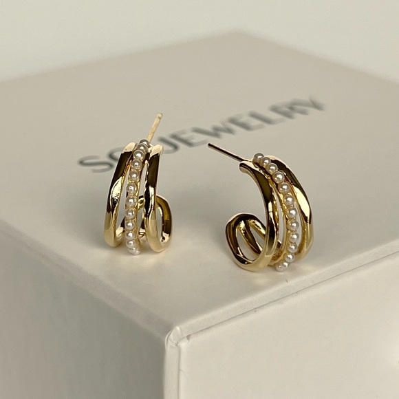 Claw Earrings 14k Gold Plated Huggie Earrings Pearl 925 Sterling Silver Luxury - Picture 3 of 9